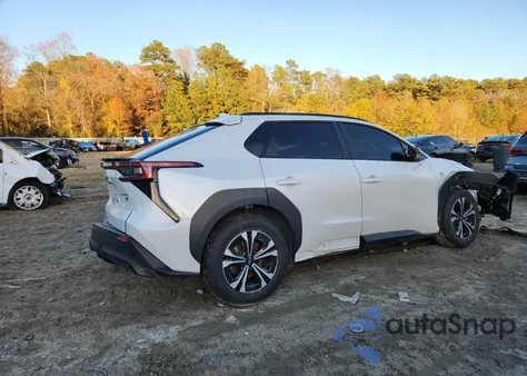 2024 Subaru Solterra Premium z USA, uszkodzony, nr VIN JTMABABA3RA051669